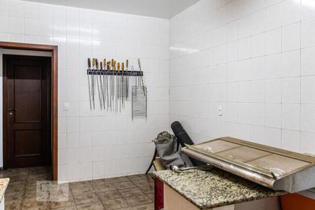 Casa à venda com 850m², 6 quartos e 5 vagas Casa à venda com 850m², 6 quartos e 5 vagasCozinha 2