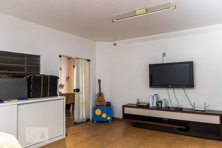 Casa à venda com 850m², 6 quartos e 5 vagas Casa à venda com 850m², 6 quartos e 5 vagasQuarto 2