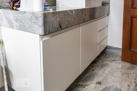 Casa à venda com 850m², 6 quartos e 5 vagas Casa à venda com 850m², 6 quartos e 5 vagasBanheiro da Suíte 2