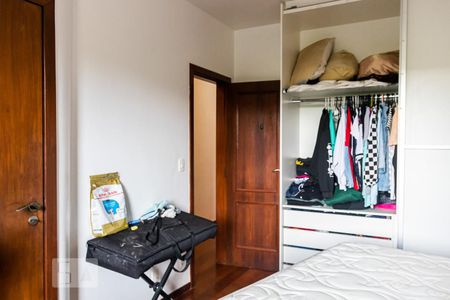 Casa à venda com 850m², 6 quartos e 5 vagas Casa à venda com 850m², 6 quartos e 5 vagasSemi-Suíte 1