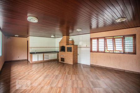 Casa à venda com 310m², 4 quartos e 4 vagasChurrasqueira