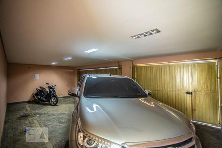 Casa à venda com 310m², 4 quartos e 4 vagasGaragem