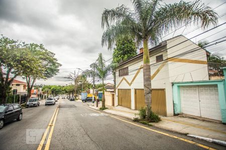 Casa à venda com 310m², 4 quartos e 4 vagasFachada