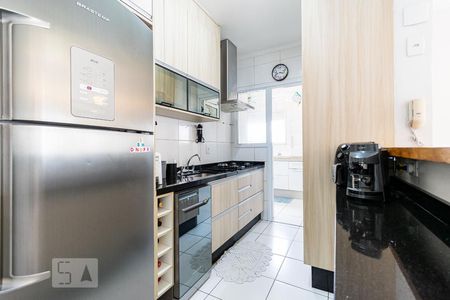 Apartamento à venda com 80m², 3 quartos e 2 vagas Apartamento à venda com 80m², 3 quartos e 2 vagasCozinha