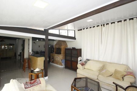 Casa à venda com 206m², 3 quartos e sem vagaSala/Terraço