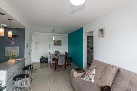 Apartamento à venda com 73m², 3 quartos e 1 vaga Apartamento à venda com 73m², 3 quartos e 1 vagaSala