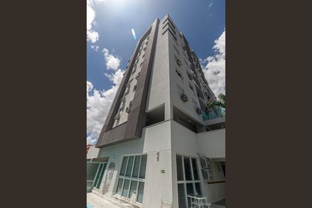Apartamento à venda com 73m², 3 quartos e 1 vaga Apartamento à venda com 73m², 3 quartos e 1 vagaFachada