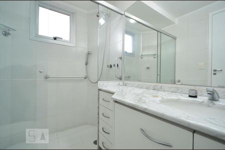 Apartamento à venda com 93m², 3 quartos e 2 vagasBanheiro da Suíte