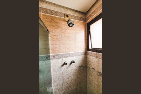 Apartamento à venda com 268m², 4 quartos e 4 vagas Apartamento à venda com 268m², 4 quartos e 4 vagasBanheiro da Suíte 2