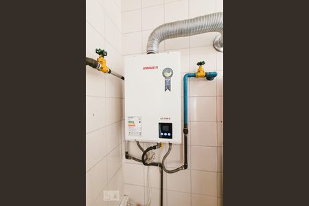 Apartamento à venda com 268m², 4 quartos e 4 vagas Apartamento à venda com 268m², 4 quartos e 4 vagasÁrea de Serviço