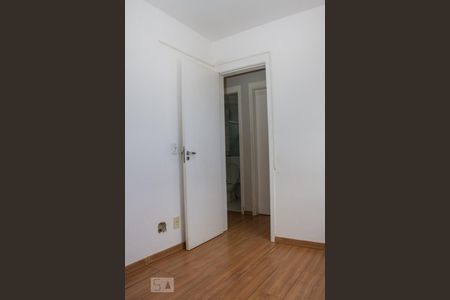 Apartamento à venda com 63m², 3 quartos e 1 vagaQuarto 02