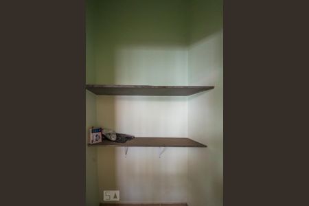 Casa à venda com 350m², 3 quartos e 5 vagas Casa à venda com 350m², 3 quartos e 5 vagasCozinha