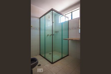 Casa à venda com 350m², 3 quartos e 5 vagas Casa à venda com 350m², 3 quartos e 5 vagasBanheiro