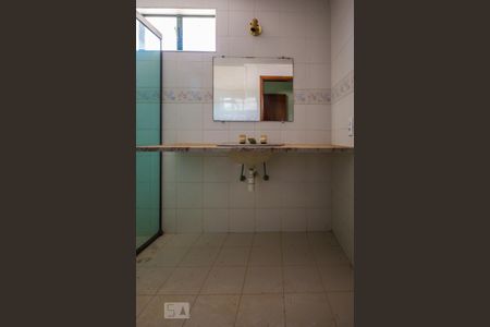 Casa à venda com 350m², 3 quartos e 5 vagas Casa à venda com 350m², 3 quartos e 5 vagasBanheiro