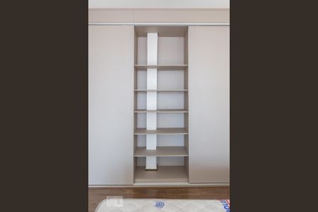 Studio para alugar com 35m², 1 quarto e sem vaga Studio para alugar com 35m², 1 quarto e sem vagaQuarto