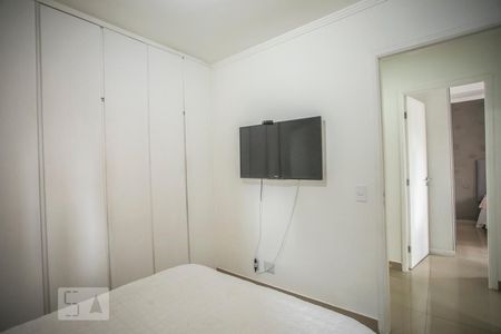 Apartamento à venda com 75m², 3 quartos e 2 vagas Apartamento à venda com 75m², 3 quartos e 2 vagasSuíte