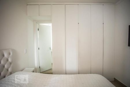 Apartamento à venda com 75m², 3 quartos e 2 vagas Apartamento à venda com 75m², 3 quartos e 2 vagasSuíte - Armário