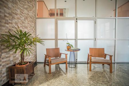 Apartamento à venda com 75m², 3 quartos e 2 vagas Apartamento à venda com 75m², 3 quartos e 2 vagasHall Social