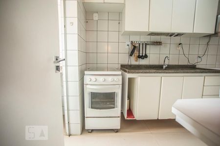 Apartamento à venda com 75m², 3 quartos e 2 vagas Apartamento à venda com 75m², 3 quartos e 2 vagasCozinha