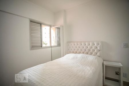 Apartamento à venda com 75m², 3 quartos e 2 vagas Apartamento à venda com 75m², 3 quartos e 2 vagasSuíte