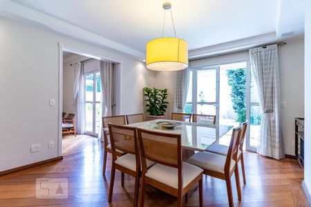 Sala de Jantar de casa de condomínio para alugar com 4 quartos, 300m² em Jardim Santa Helena, São Paulo