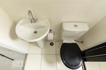 Apartamento à venda com 41m², 2 quartos e sem vaga Apartamento à venda com 41m², 2 quartos e sem vagaBanheiro