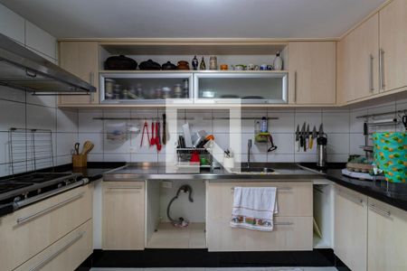 Casa à venda com 348m², 4 quartos e 3 vagasCozinha