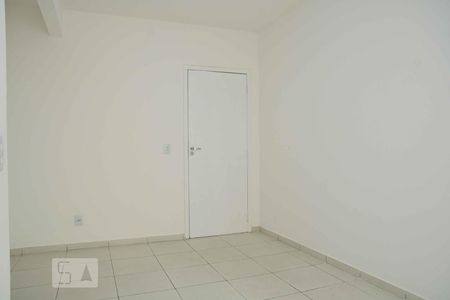 Sala de apartamento para alugar com 2 quartos, 50m² em Jardim Central, Cotia