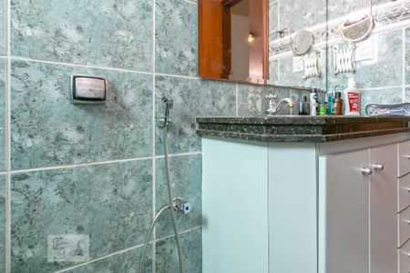 Apartamento à venda com 110m², 4 quartos e 2 vagas Apartamento à venda com 110m², 4 quartos e 2 vagasBanheiro Social