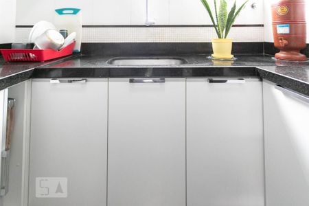 Apartamento à venda com 110m², 4 quartos e 2 vagas Apartamento à venda com 110m², 4 quartos e 2 vagasCozinha