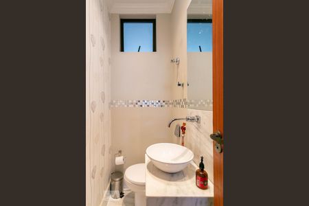 Apartamento à venda com 110m², 4 quartos e 2 vagas Apartamento à venda com 110m², 4 quartos e 2 vagasLavabo