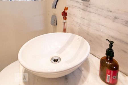 Apartamento à venda com 110m², 4 quartos e 2 vagas Apartamento à venda com 110m², 4 quartos e 2 vagasLavabo