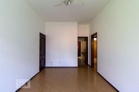 Sala de apartamento para alugar com 2 quartos, 70m² em Botafogo, Rio de Janeiro