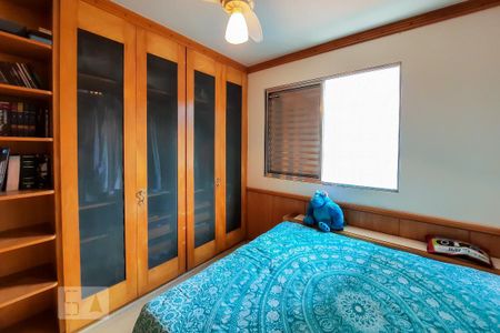 Casa à venda com 250m², 3 quartos e 4 vagas Casa à venda com 250m², 3 quartos e 4 vagasQuarto 1