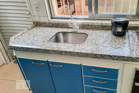 Casa à venda com 250m², 3 quartos e 4 vagas Casa à venda com 250m², 3 quartos e 4 vagasCozinha