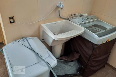 Casa à venda com 250m², 3 quartos e 4 vagas Casa à venda com 250m², 3 quartos e 4 vagasÁrea de Serviço