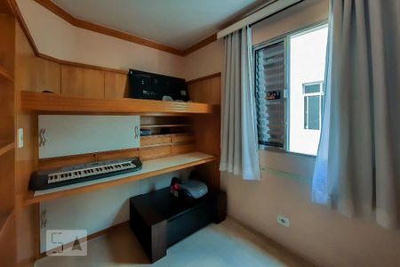 Casa à venda com 250m², 3 quartos e 4 vagas Casa à venda com 250m², 3 quartos e 4 vagasQuarto 2