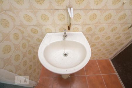 Casa à venda com 115m², 2 quartos e 1 vagaDetalhe Banheiro