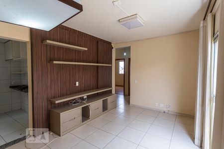 Sala de apartamento para alugar com 3 quartos, 90m² em Sagrada Família, Belo Horizonte