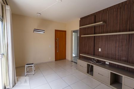 Sala de apartamento para alugar com 3 quartos, 90m² em Sagrada Família, Belo Horizonte