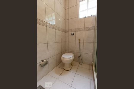 Casa à venda com 630m², 8 quartos e 5 vagas Casa à venda com 630m², 8 quartos e 5 vagasBanheiro Suite 1