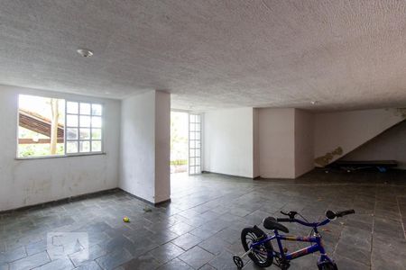 Casa à venda com 630m², 8 quartos e 5 vagas Casa à venda com 630m², 8 quartos e 5 vagasSala 2