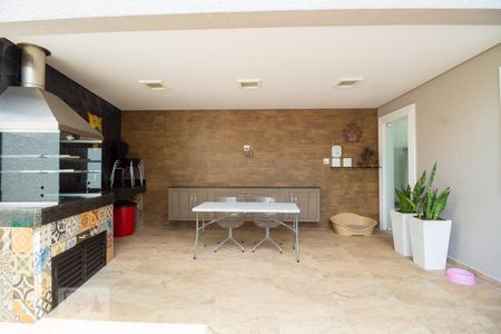 Casa à venda com 270m², 3 quartos e 4 vagas Casa à venda com 270m², 3 quartos e 4 vagasChurrasqueira