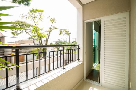 Casa à venda com 270m², 3 quartos e 4 vagas Casa à venda com 270m², 3 quartos e 4 vagasVaranda