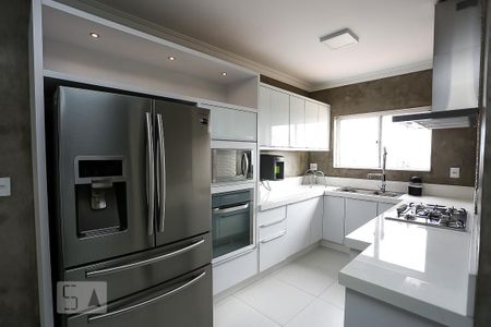 Apartamento à venda com 256m², 2 quartos e 4 vagasCozinha