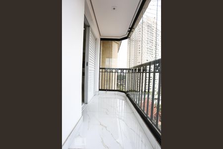 Apartamento à venda com 256m², 2 quartos e 4 vagassacada