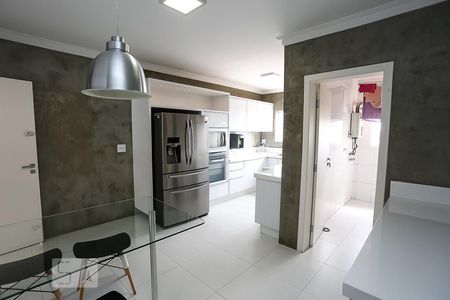 Apartamento à venda com 256m², 2 quartos e 4 vagasCozinha