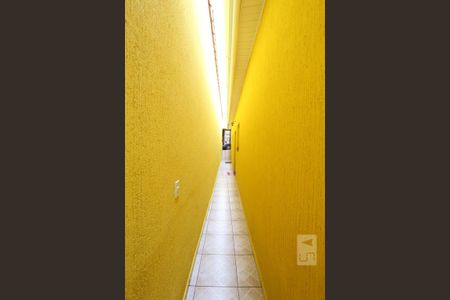 Casa à venda com 139m², 2 quartos e 2 vagasCorredor