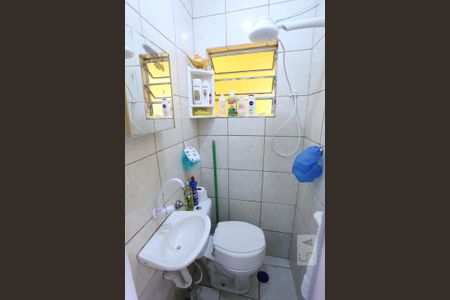 Casa à venda com 139m², 2 quartos e 2 vagasBanheiro de Serviço