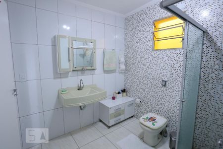 Casa à venda com 139m², 2 quartos e 2 vagasBanheiro